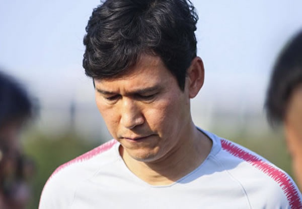 2026世界杯，盲人球迷用收音机听解说感动全场